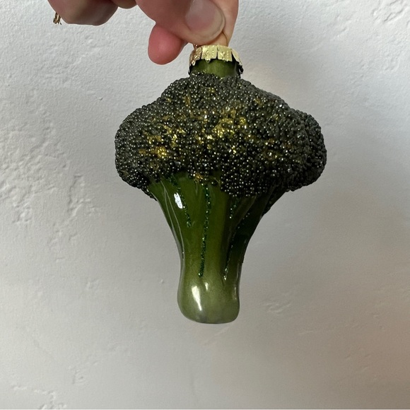 Vintage Glass Broccoli vegetable glass Christmas Ornament glitter sparkle green - Picture 7 of 14